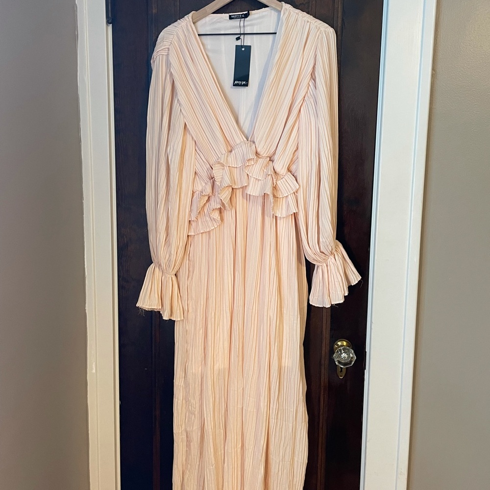Nasty Gal Maxi Ruffle Dress